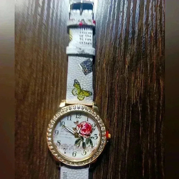 Rhinestone rose watch - Picture 2 of 6
